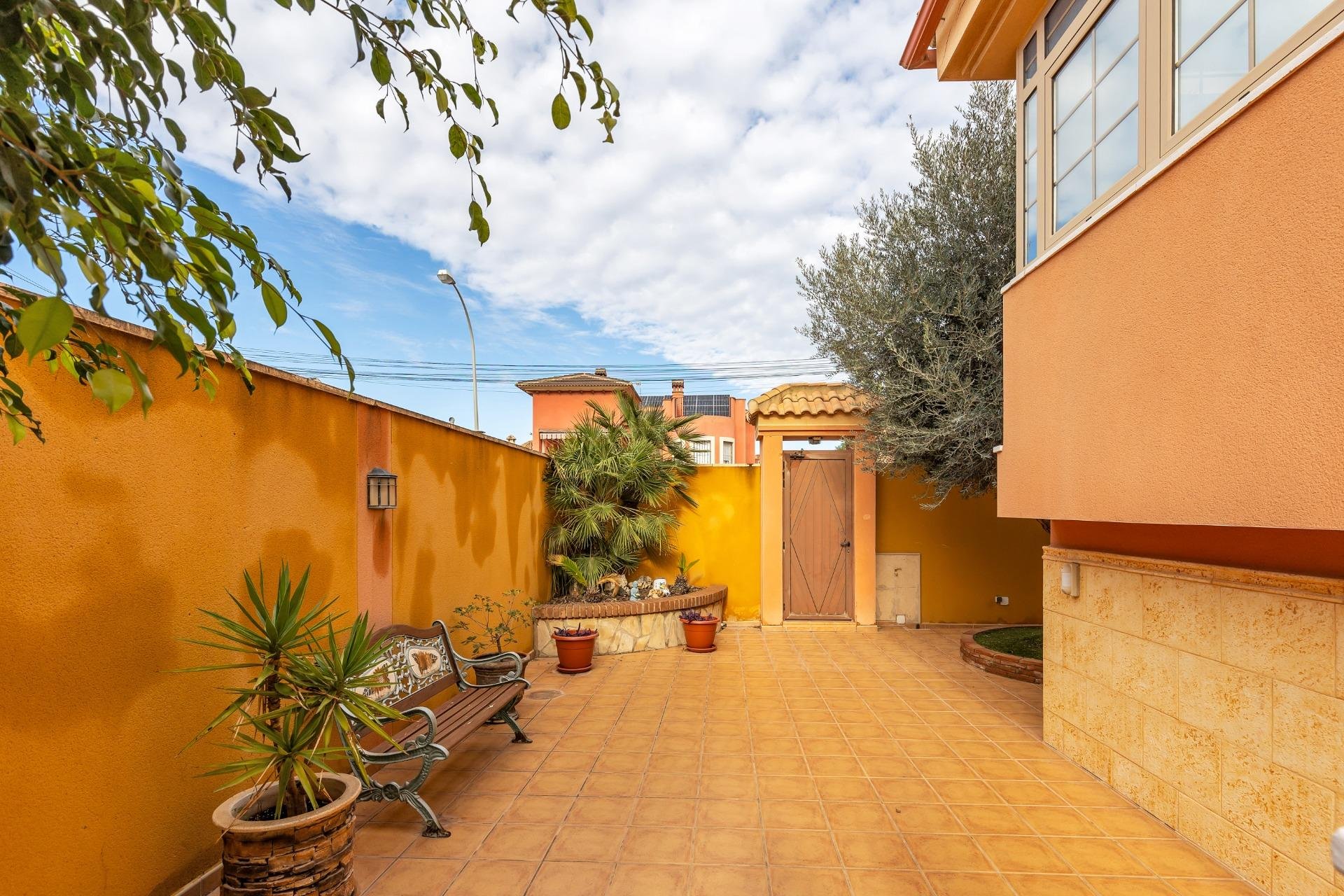 Wiederverkauf - Villa - Torrevieja - Aguas Nuevas