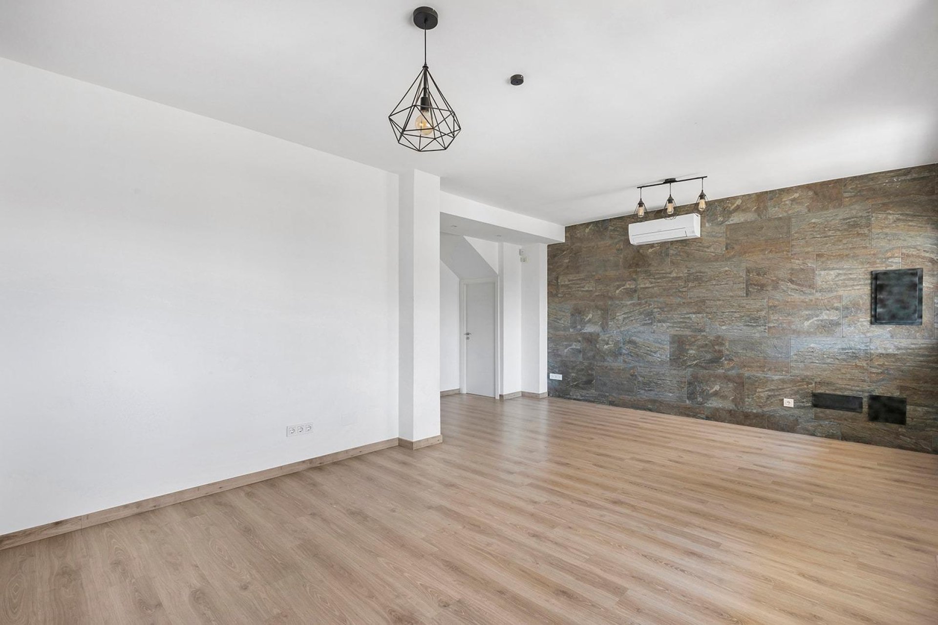 Wiederverkauf - Villa - Torrevieja - Aguas Nuevas