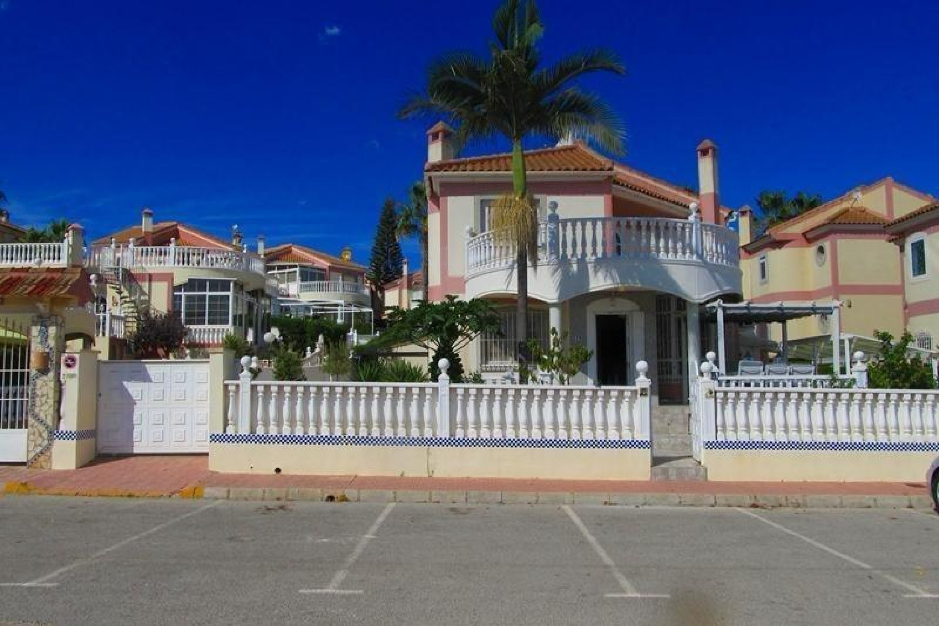 Wiederverkauf - Villa - Torrevieja - Aguas Nuevas