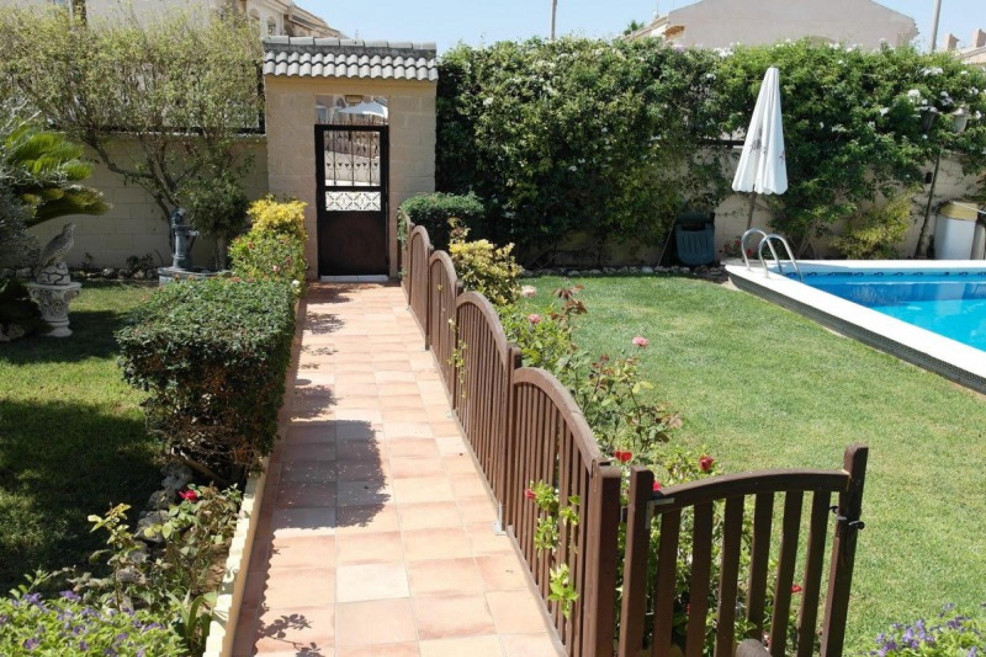 Wiederverkauf - Villa - Torrevieja - Aguas Nuevas