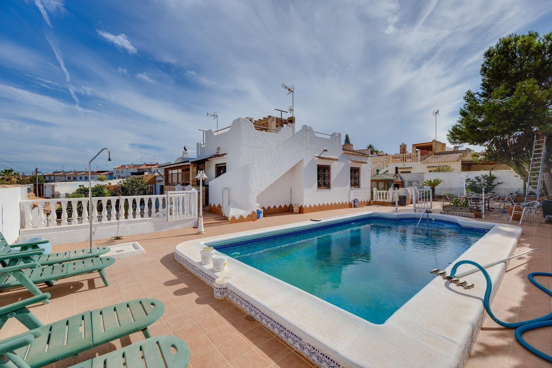 Wiederverkauf - Villa - Torrevieja - La Siesta - El Salado - Torreta