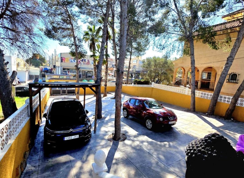 Wiederverkauf - Villa - Torrevieja - La Siesta