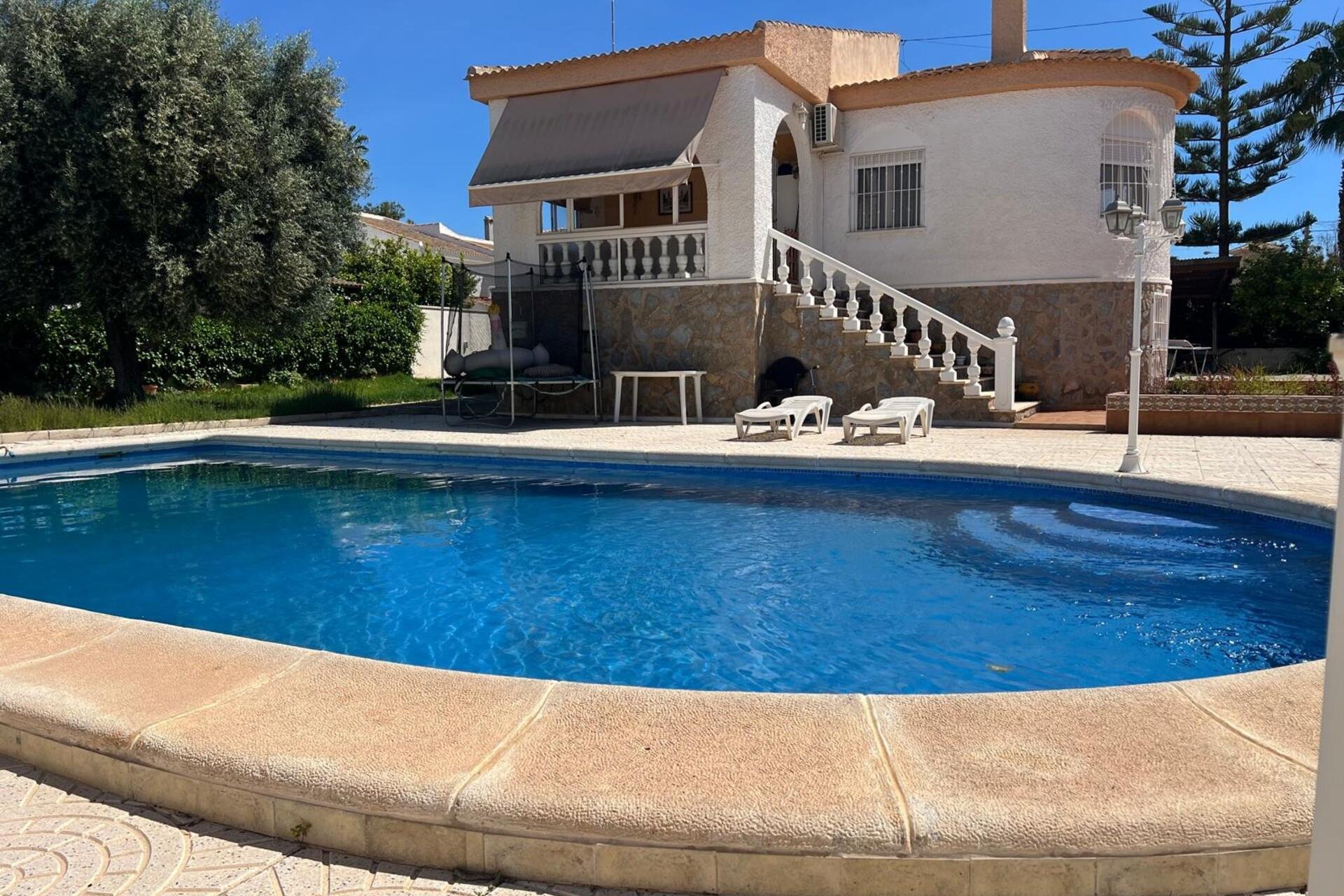 Wiederverkauf - Villa - Torrevieja - La Siesta