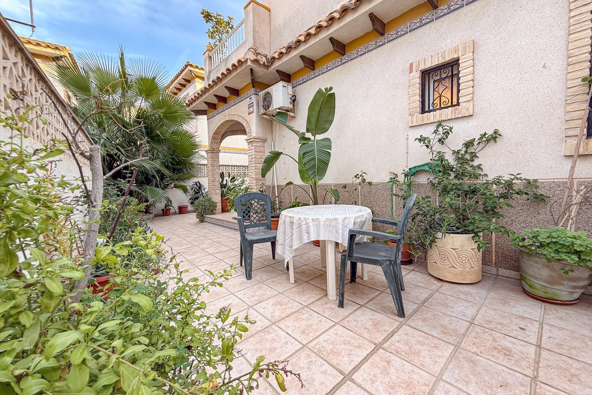 Wiederverkauf - Villa - Torrevieja - Las calas