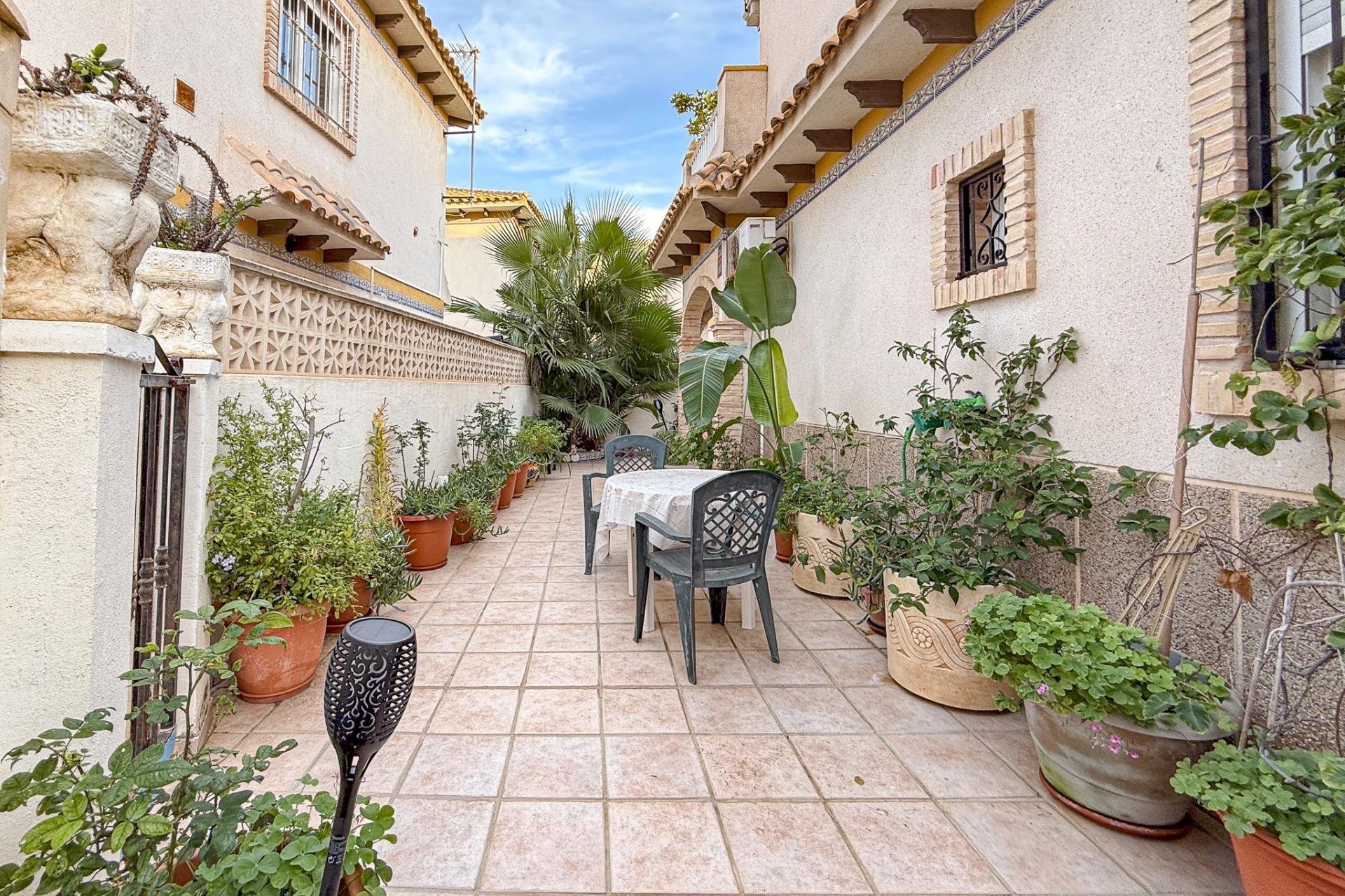 Wiederverkauf - Villa - Torrevieja - Las calas