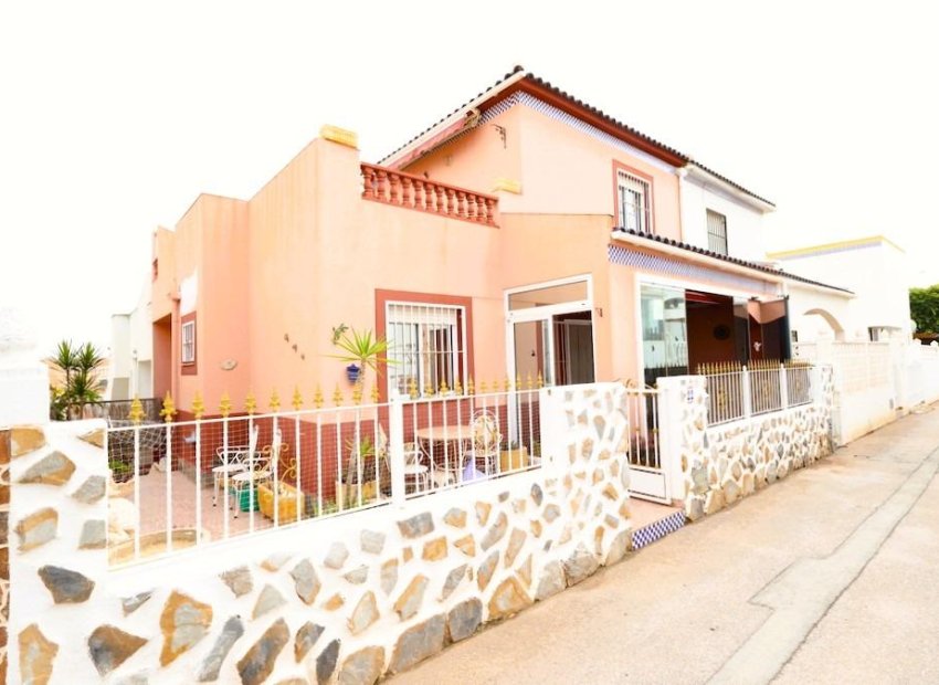 Wiederverkauf - Villa - Torrevieja - Los Balcones - Los Altos del Edén