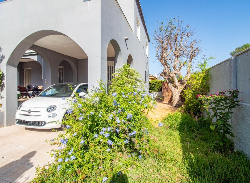 Wiederverkauf - Villa - Torrevieja - Los balcones