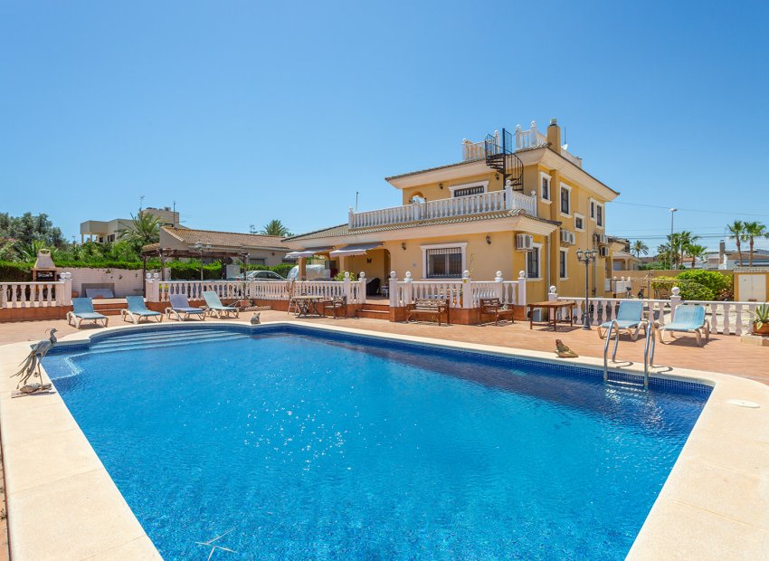 Wiederverkauf - Villa - Torrevieja - Los Balcones