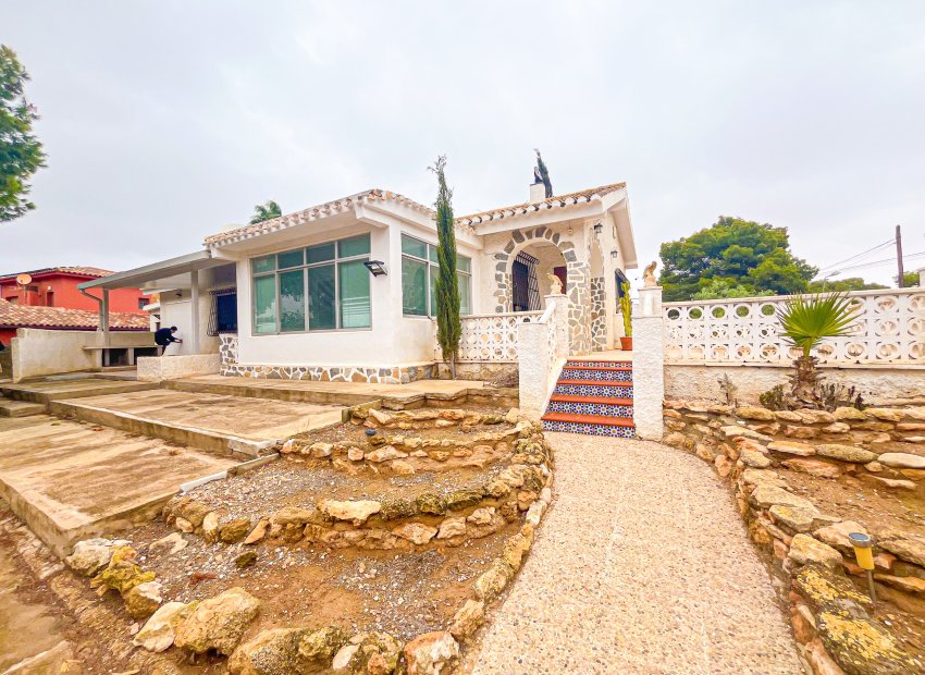 Wiederverkauf - Villa - Torrevieja - Los Balcones