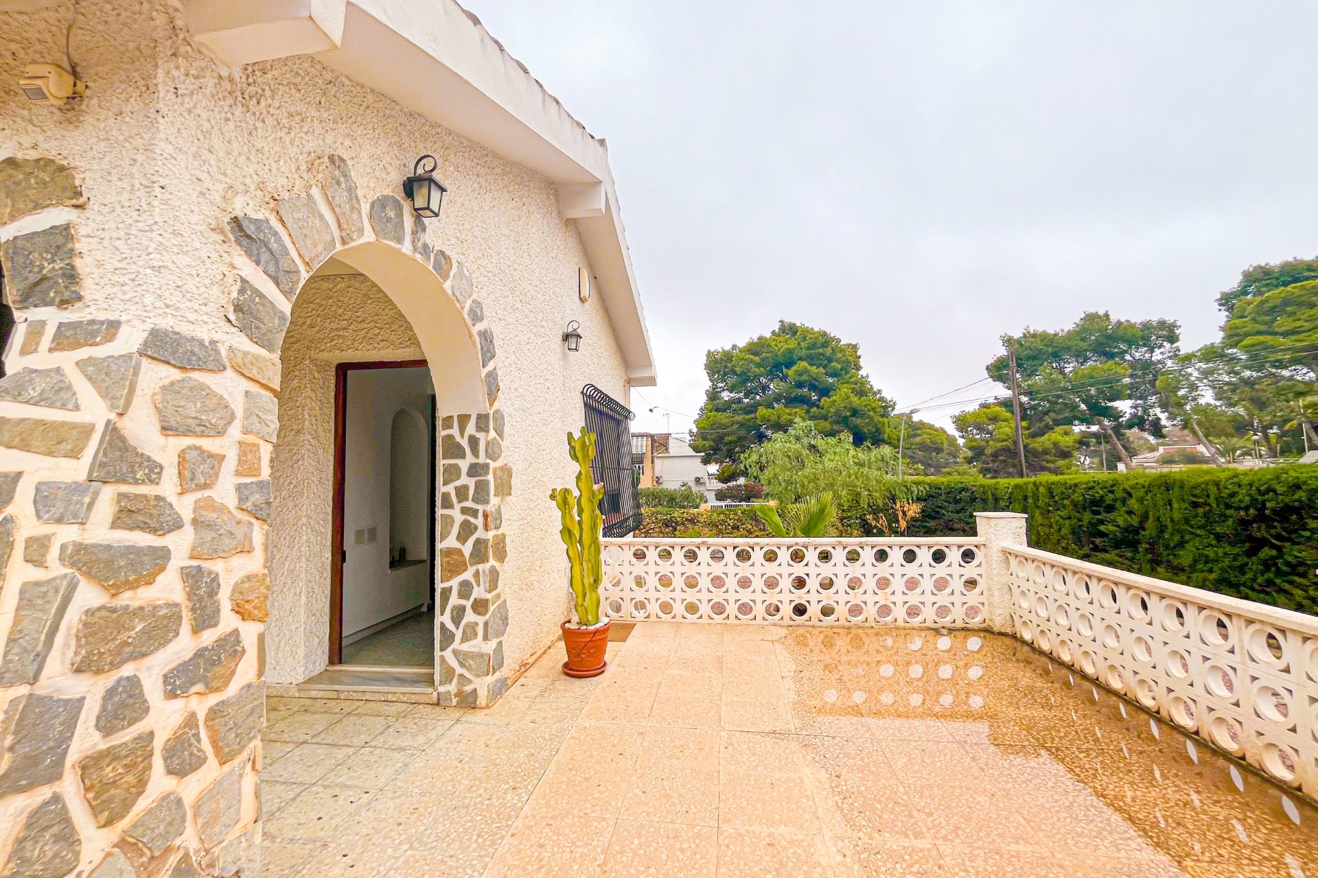 Wiederverkauf - Villa - Torrevieja - Los Balcones