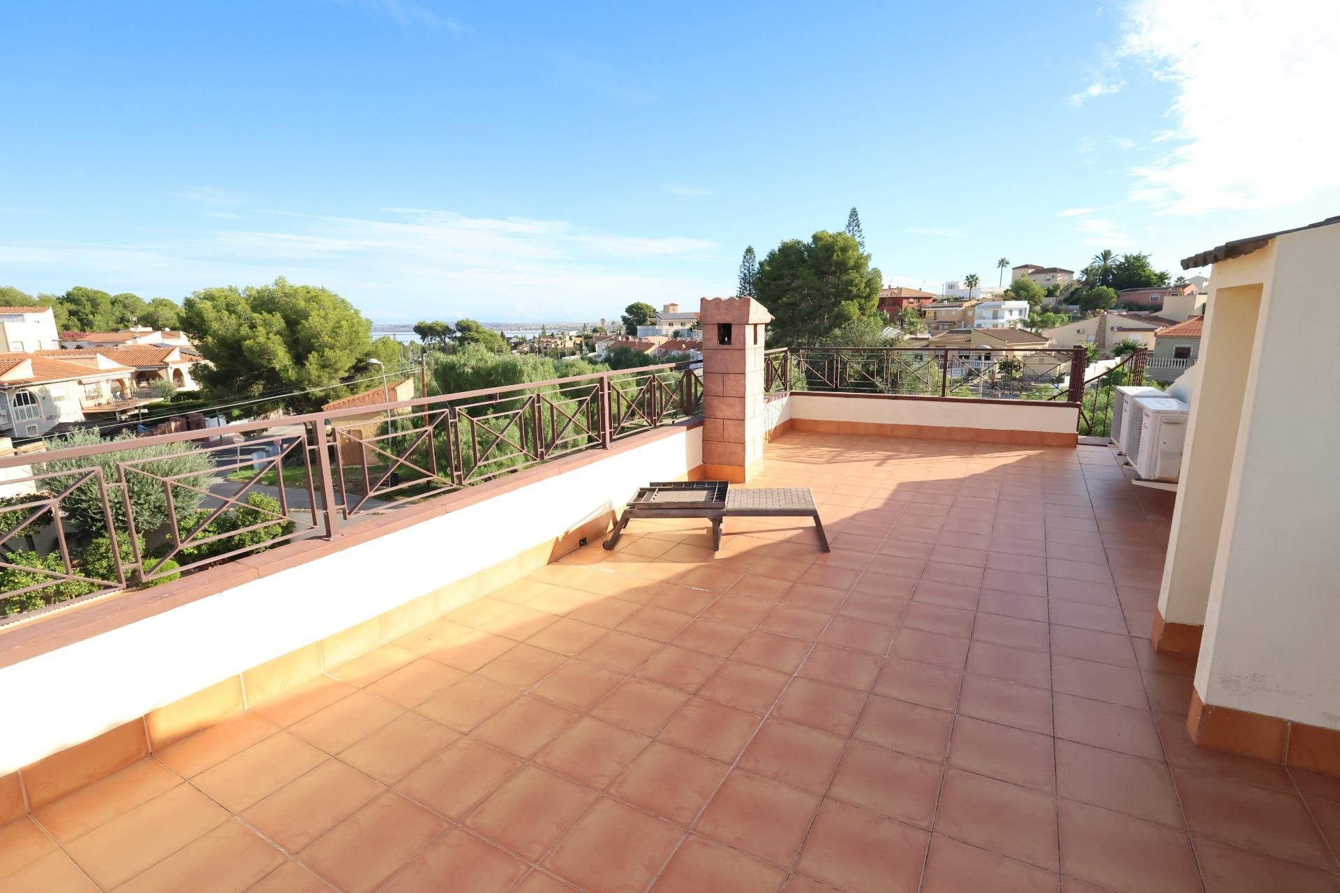 Wiederverkauf - Villa - Torrevieja - Los Balcones