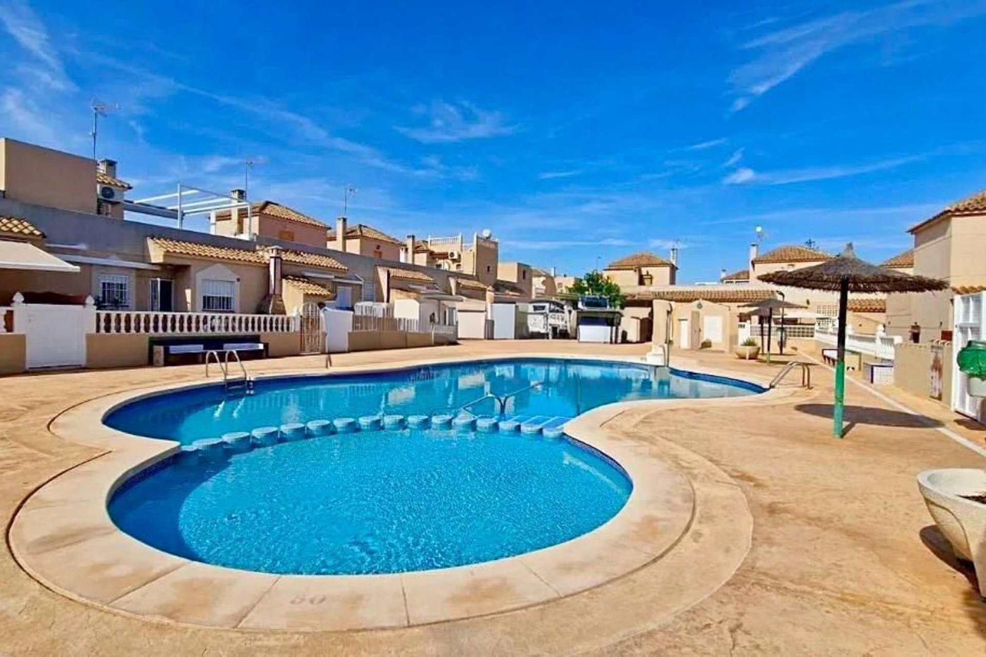Wiederverkauf - Villa - Torrevieja - Los Balcones