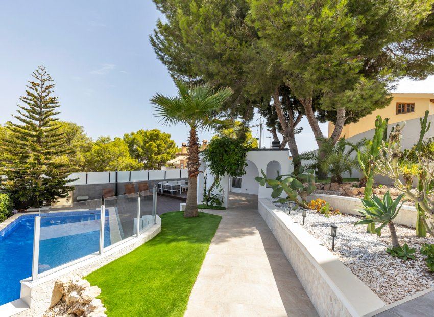 Wiederverkauf - Villa - Torrevieja - Los Balcones