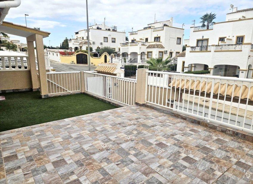 Wiederverkauf - Villa - Torrevieja - Los Balcones