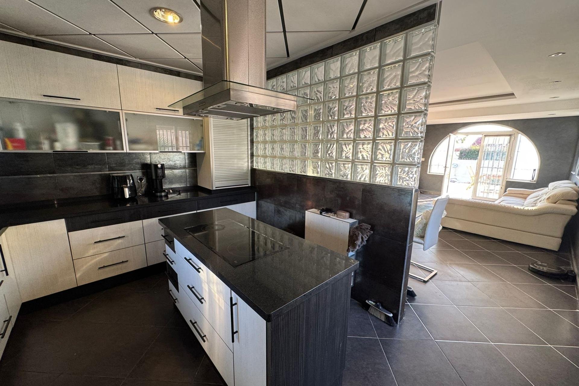 Wiederverkauf - Villa - Torrevieja - San luis