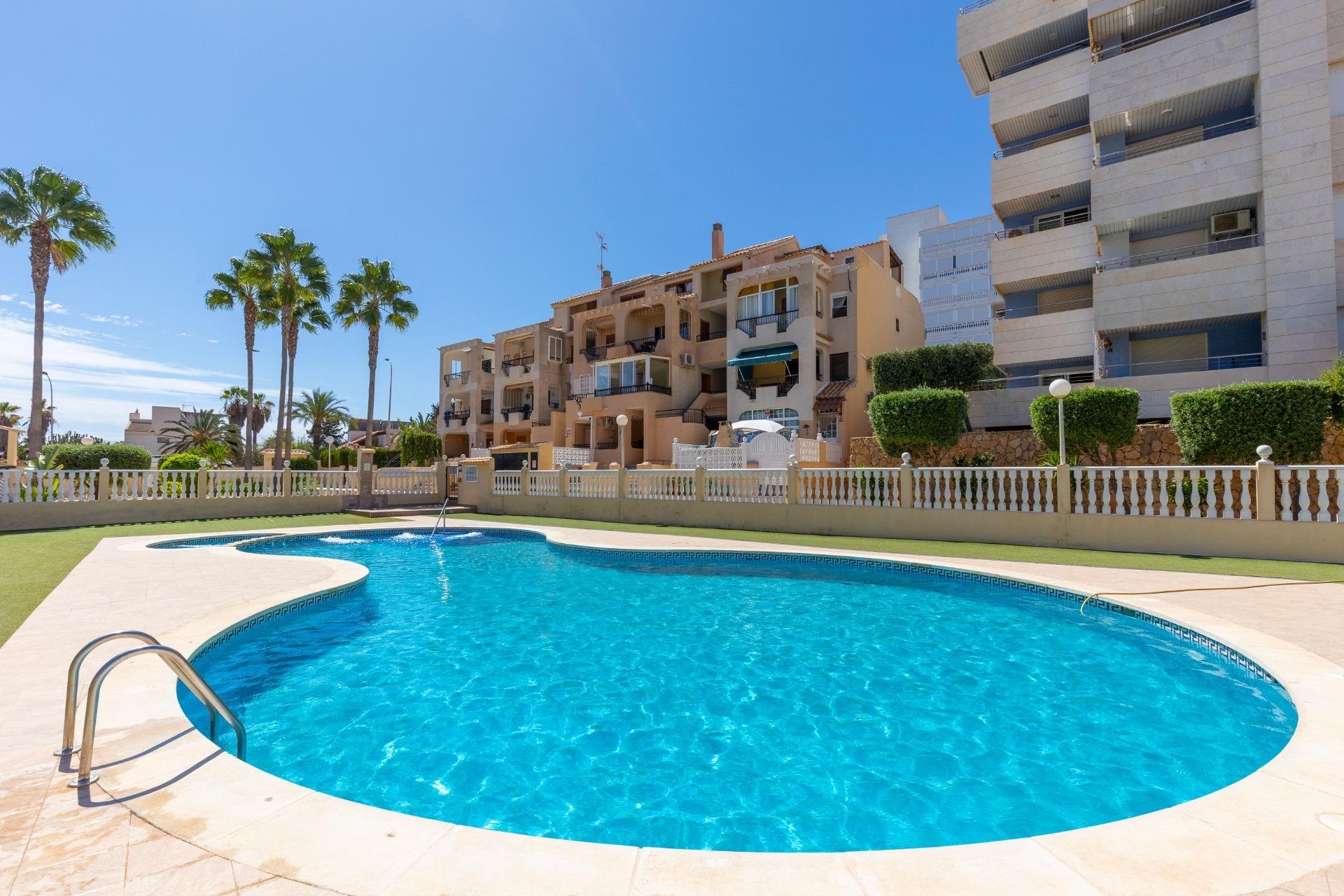 Wiederverkauf - Villa - Torrevieja - Torreblanca