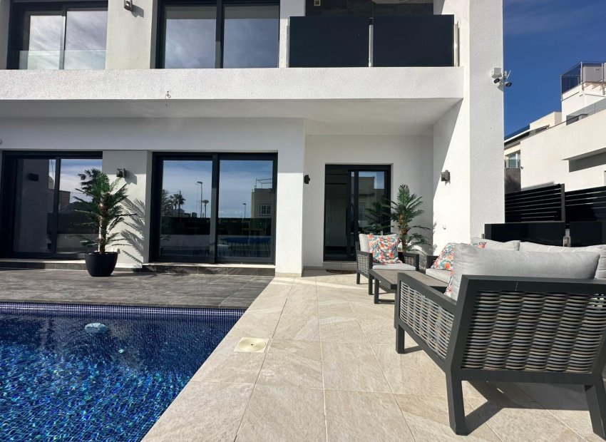 Wiederverkauf - Villa - Torrevieja - Torreblanca