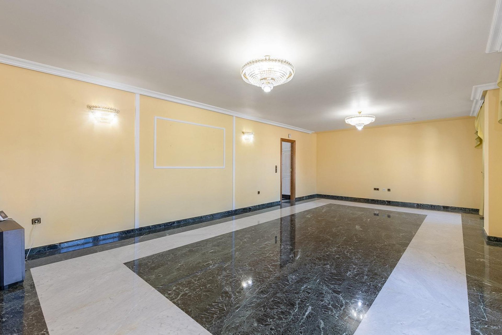 Wiederverkauf - Villa - Torrevieja - Torretas