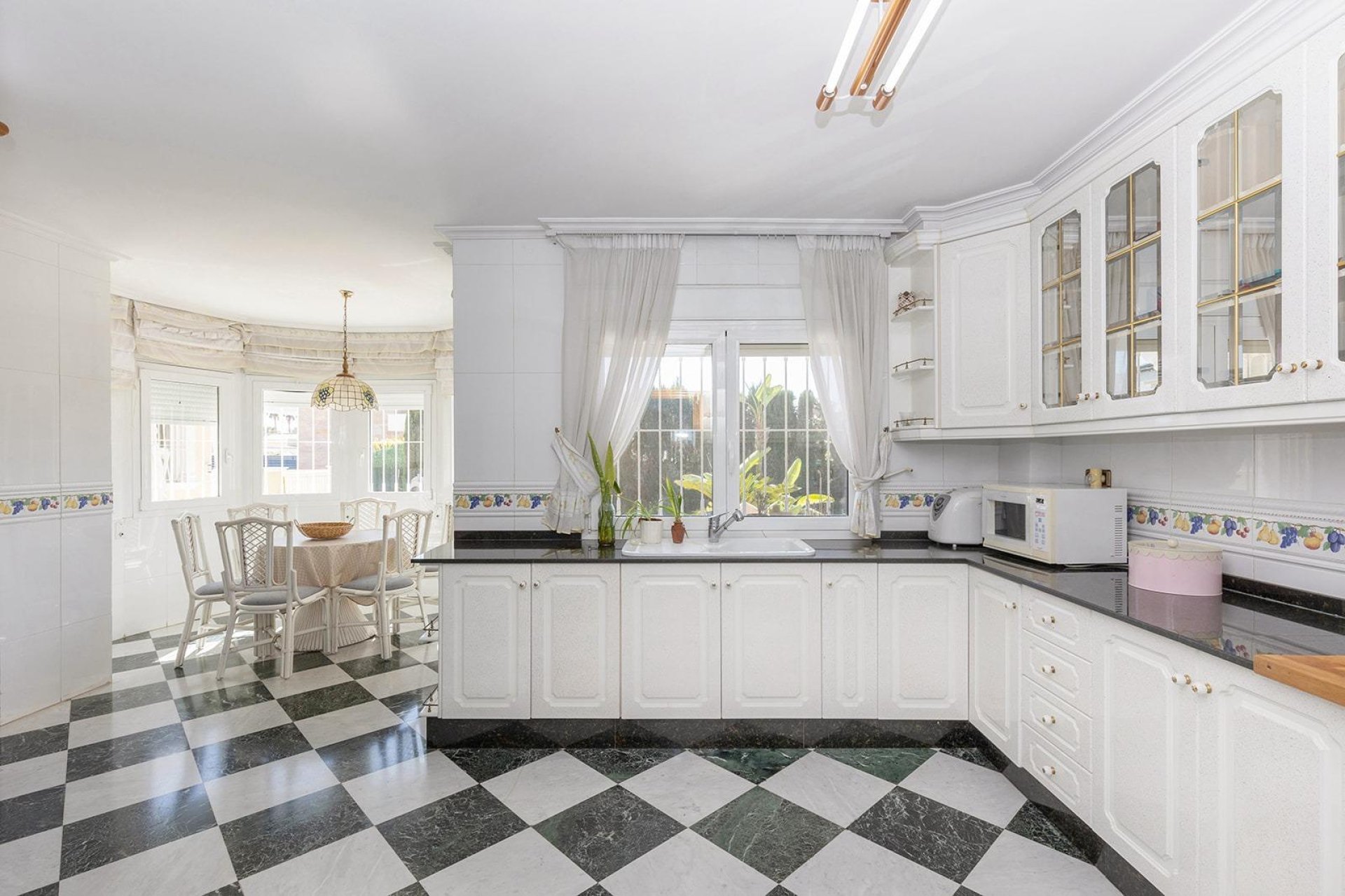 Wiederverkauf - Villa - Torrevieja - Torretas