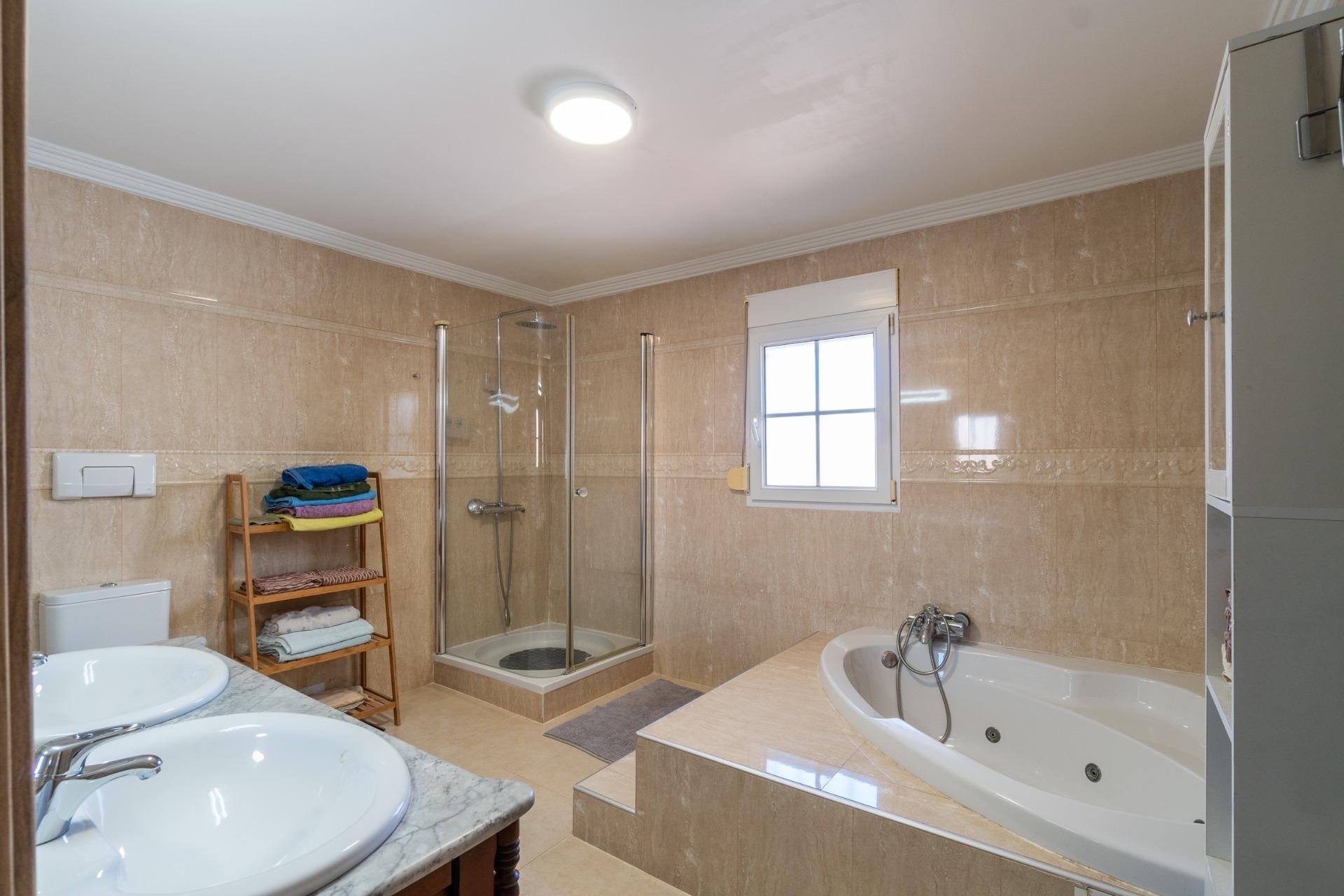 Wiederverkauf - Villa - Torrevieja - Torretas