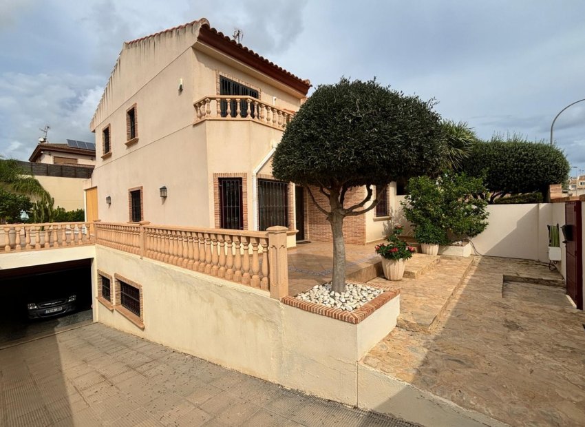 Wiederverkauf - Villa - Torrevieja