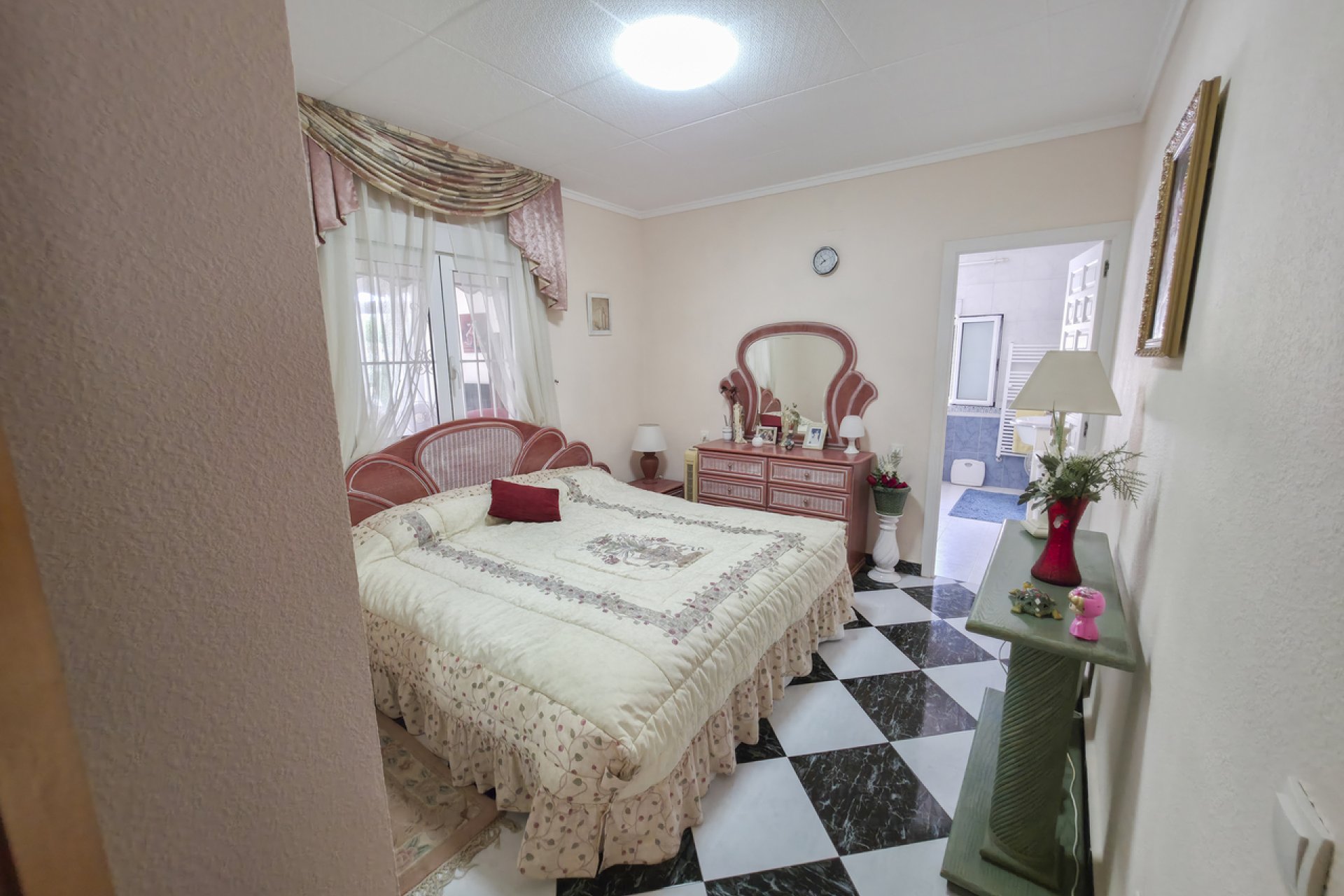Wiederverkauf - Villa - Torrevieja