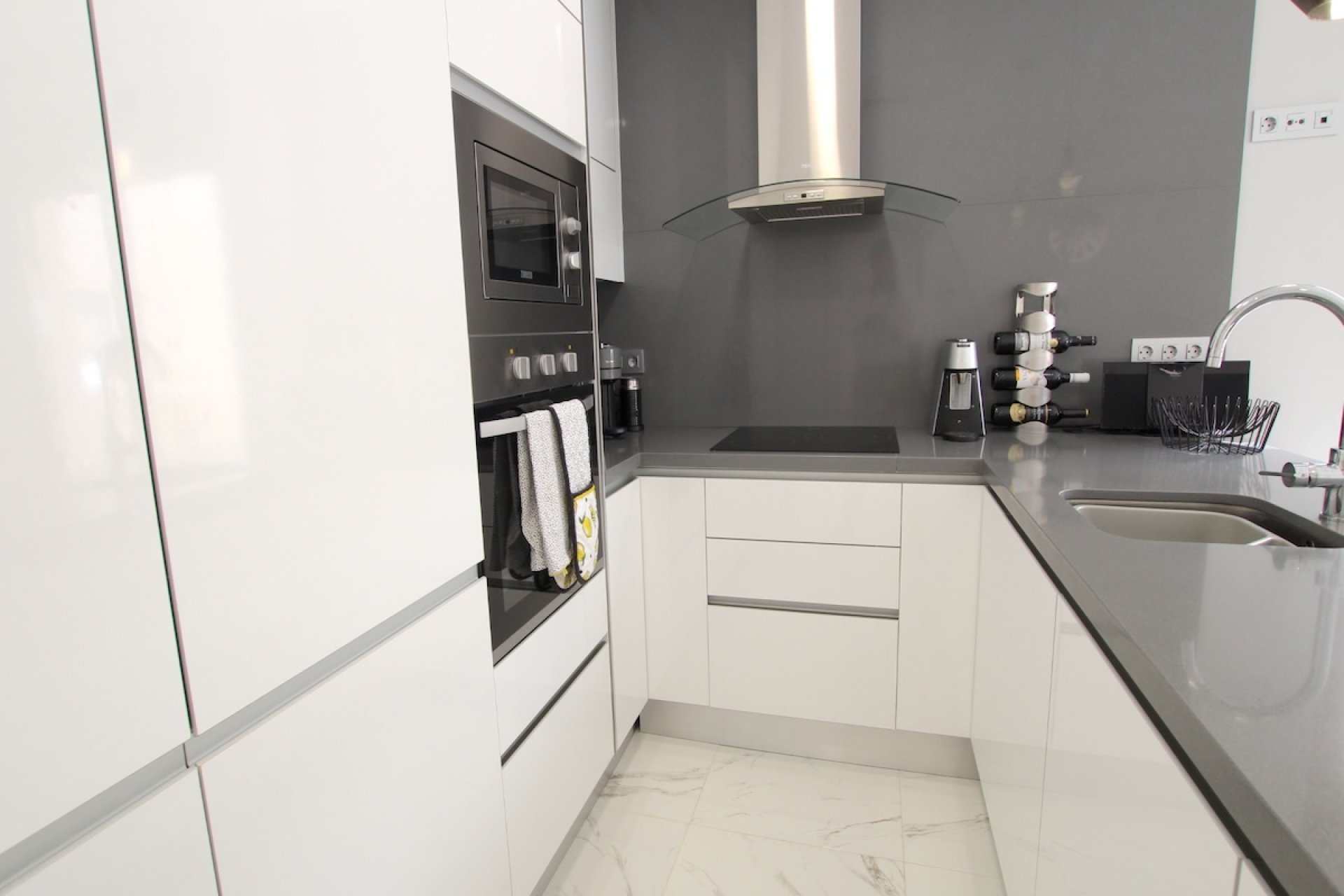 Wiederverkauf - Villa - Villamartin - Villamartín