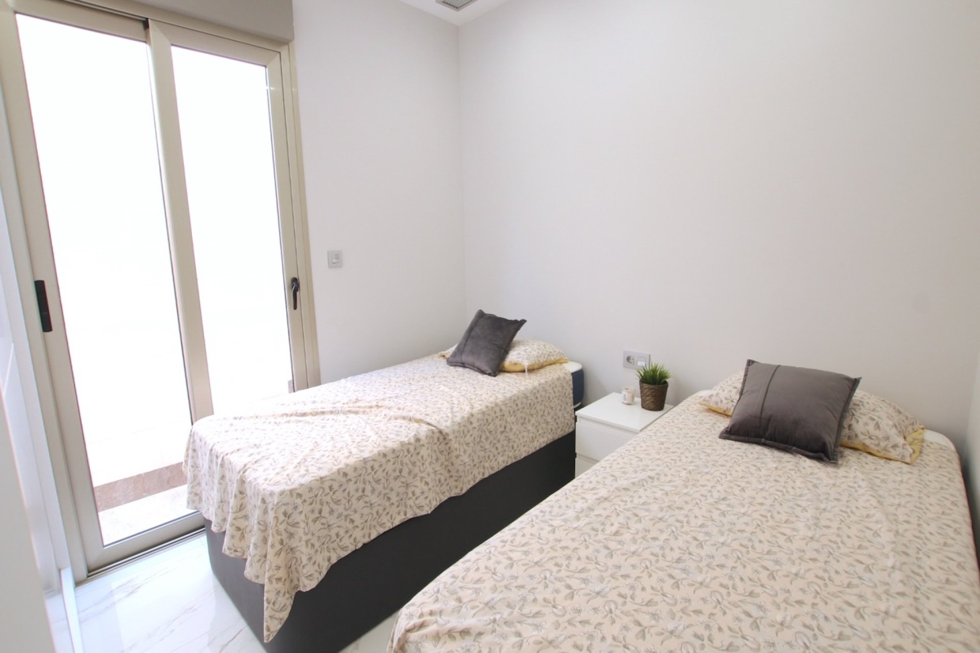 Wiederverkauf - Villa - Villamartin - Villamartín