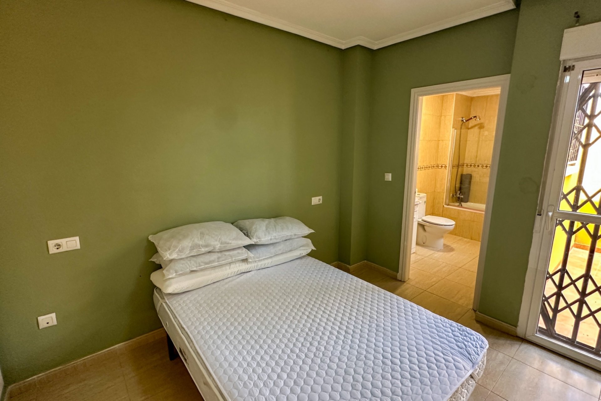 Wiederverkauf - Wohnung - Daya Nueva - Costa Blanca Sur