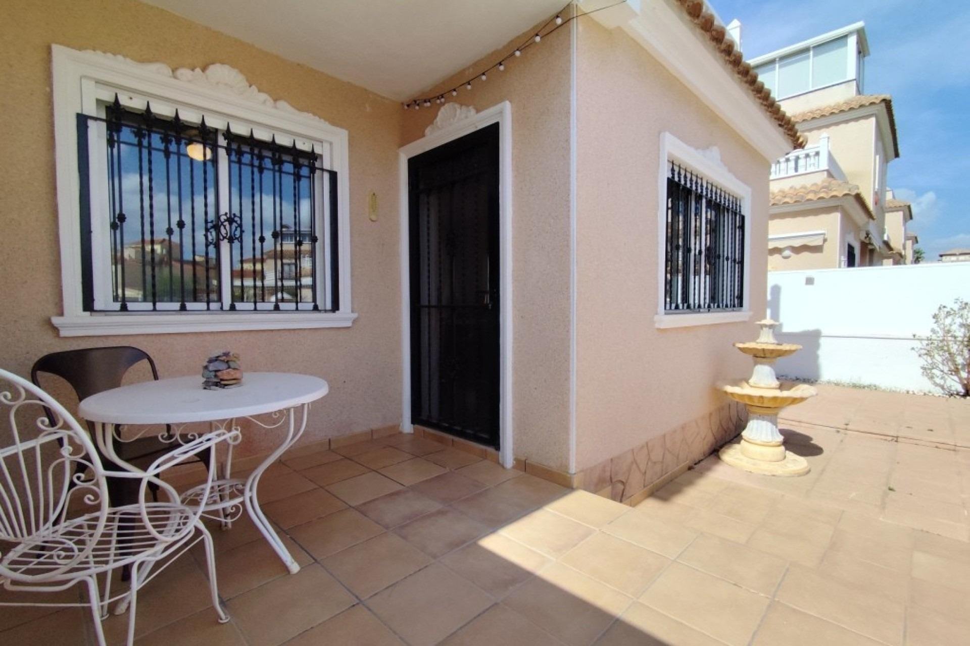 Wiederverkauf - Wohnung - Orihuela Costa - Campoamor