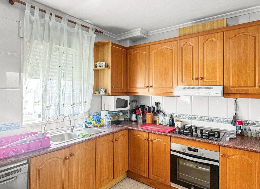 Wiederverkauf - Wohnung - Orihuela Costa - Los Almendros-La Florida