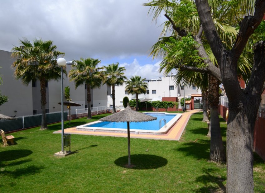 Wiederverkauf - Wohnung - Orihuela Costa - Los Altos