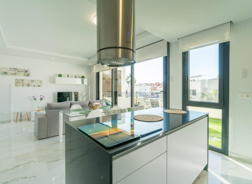 Wiederverkauf - Wohnung - Orihuela Costa - PAU 26