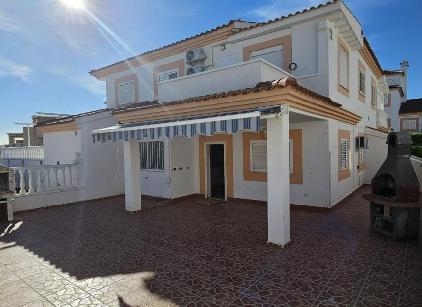 Wiederverkauf - Wohnung - Orihuela Costa - Punta Prima