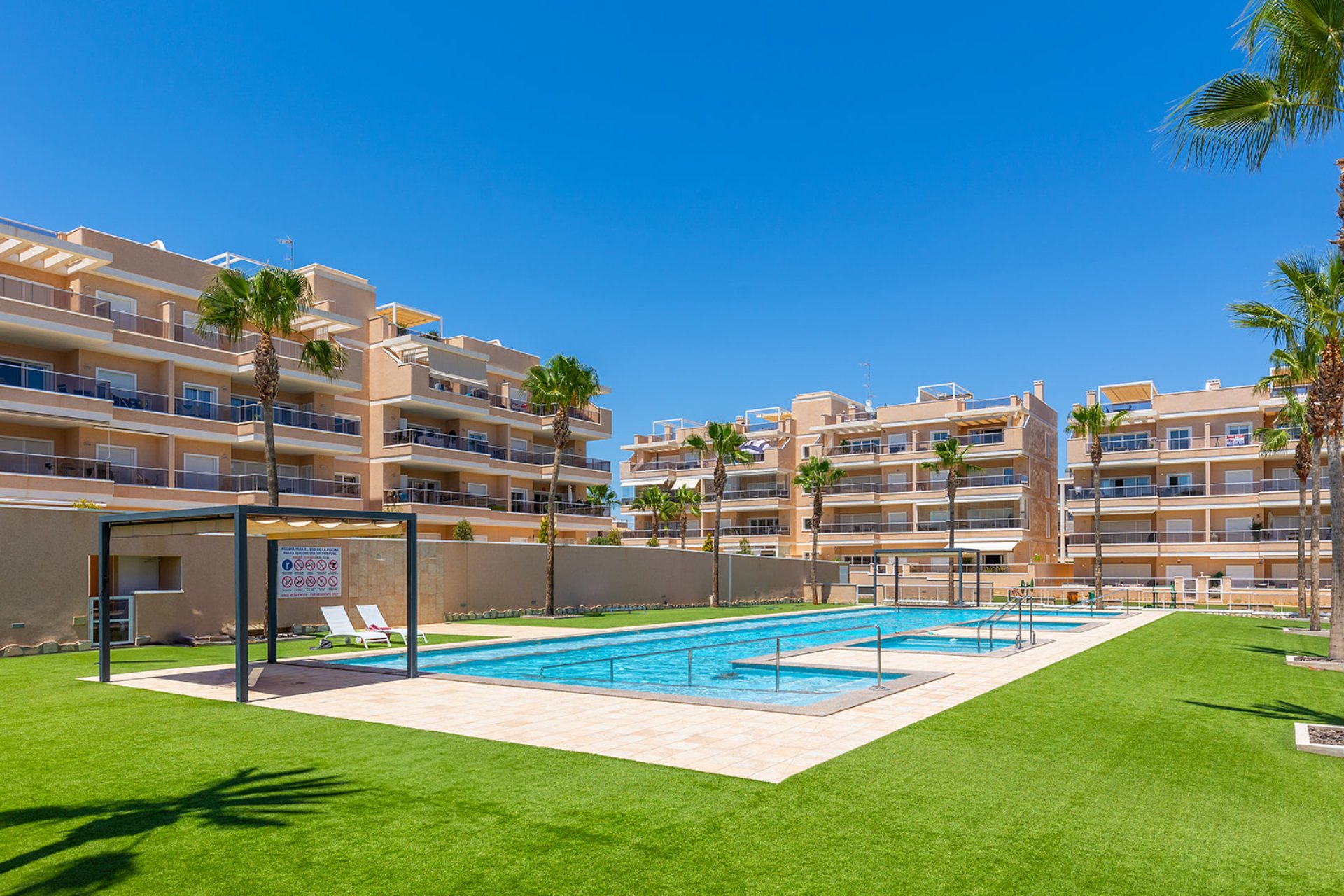 Wiederverkauf - Wohnung - Orihuela Costa - Villamartín