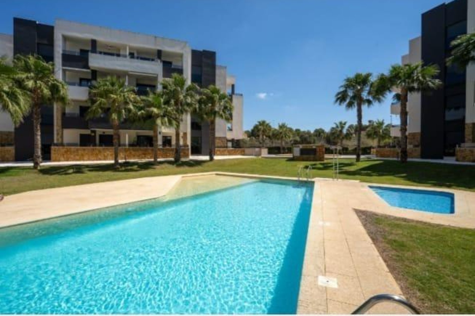 Wiederverkauf - Wohnung - Orihuela Costa - Villamartín