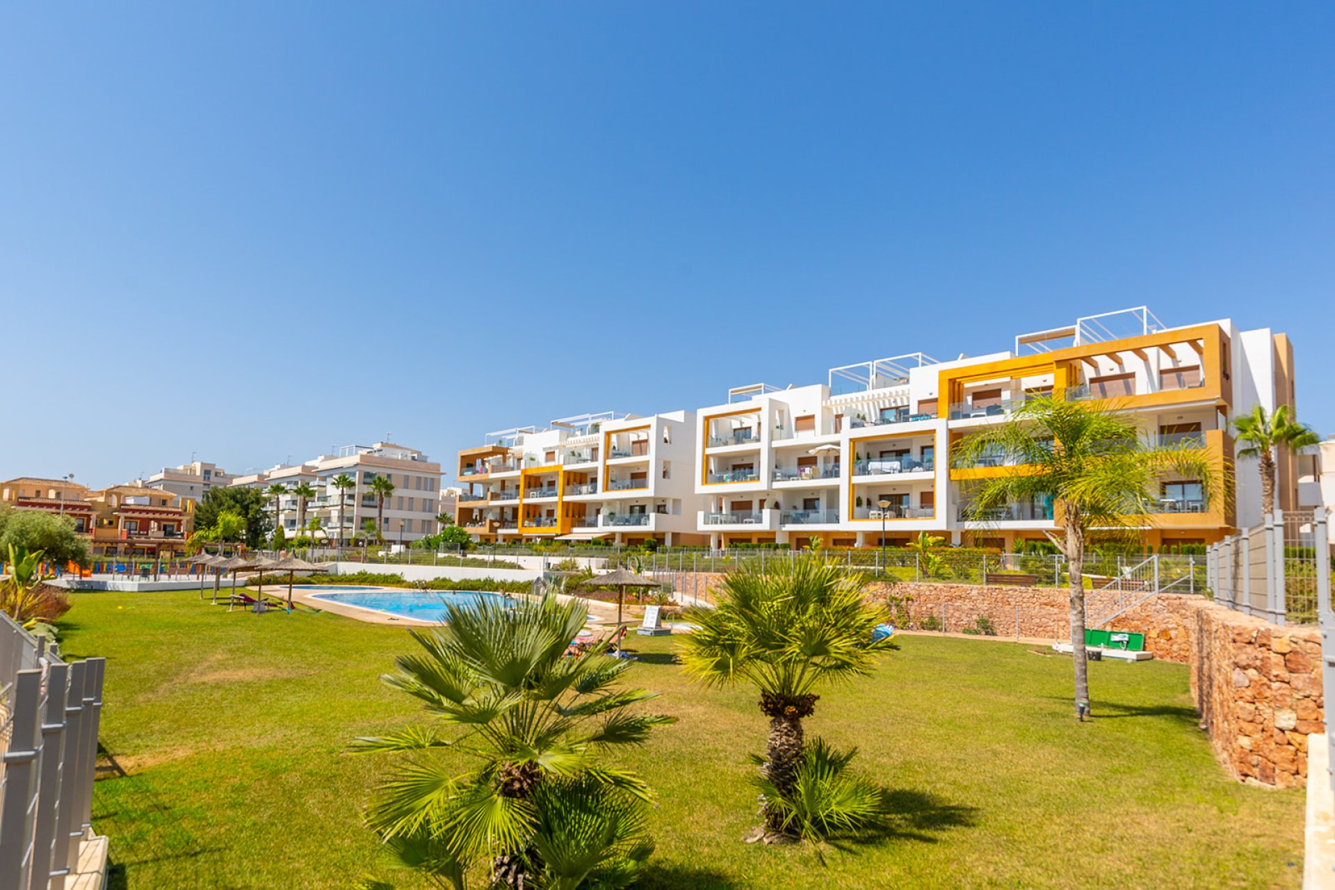 Wiederverkauf - Wohnung - Orihuela Costa - Villamartín