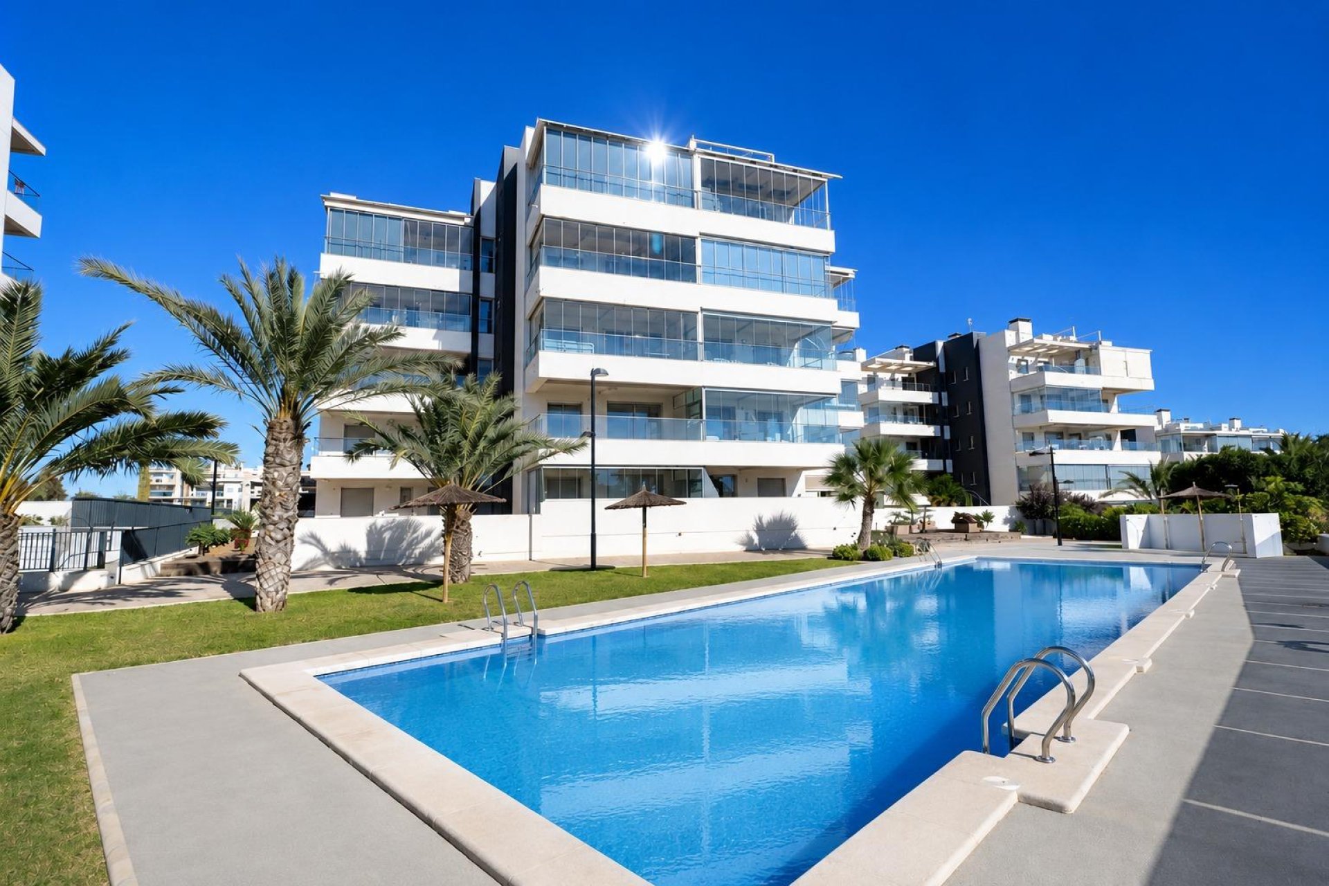 Wiederverkauf - Wohnung - Orihuela Costa - Villamartín