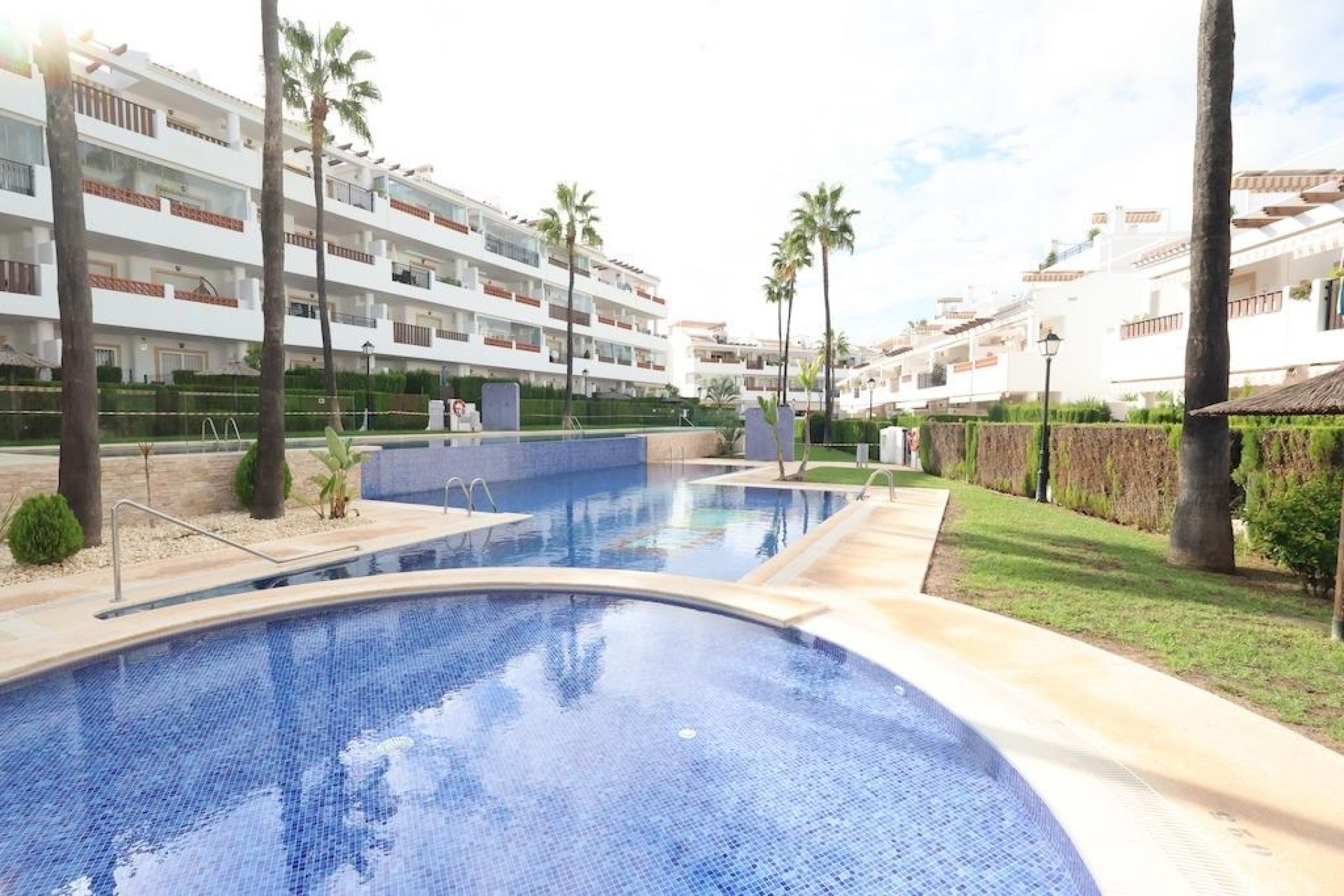 Wiederverkauf - Wohnung - Orihuela Costa - Villamartín