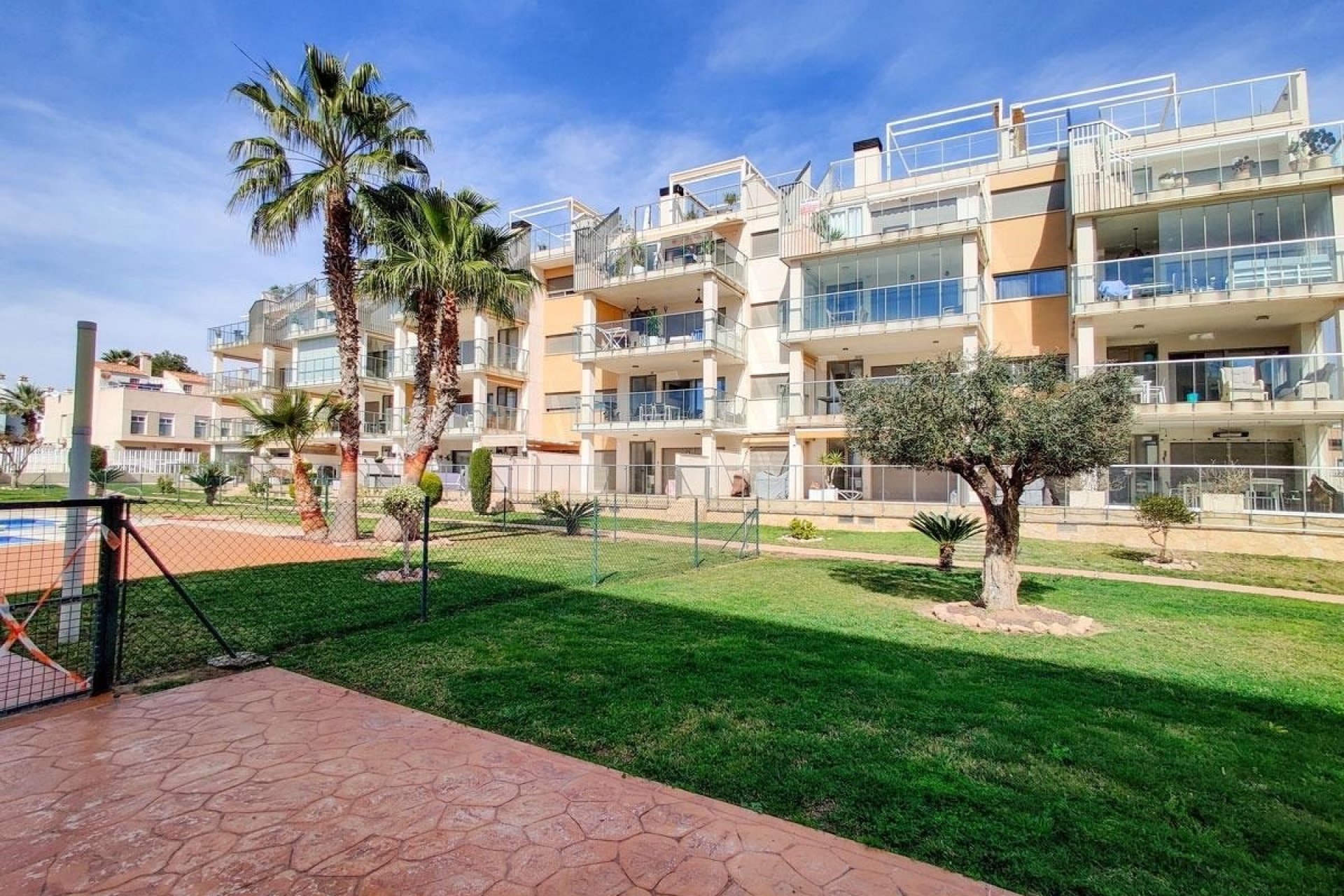 Wiederverkauf - Wohnung - Orihuela Costa - Villamartín