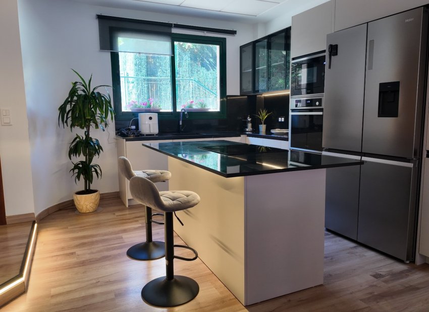 Wiederverkauf - Wohnung - San Juan de Alicante