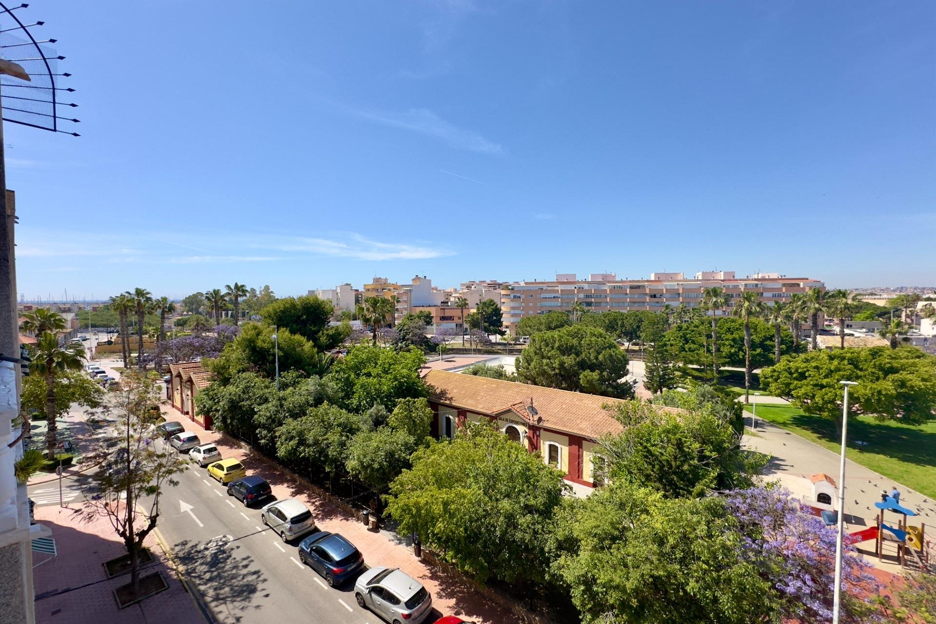 Wiederverkauf - Wohnung - Torrevieja - Acequion