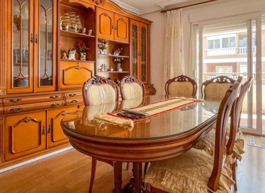 Wiederverkauf - Wohnung - Torrevieja - Acequion