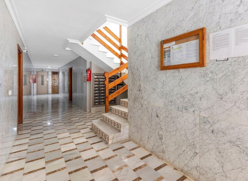 Wiederverkauf - Wohnung - Torrevieja - Acequion