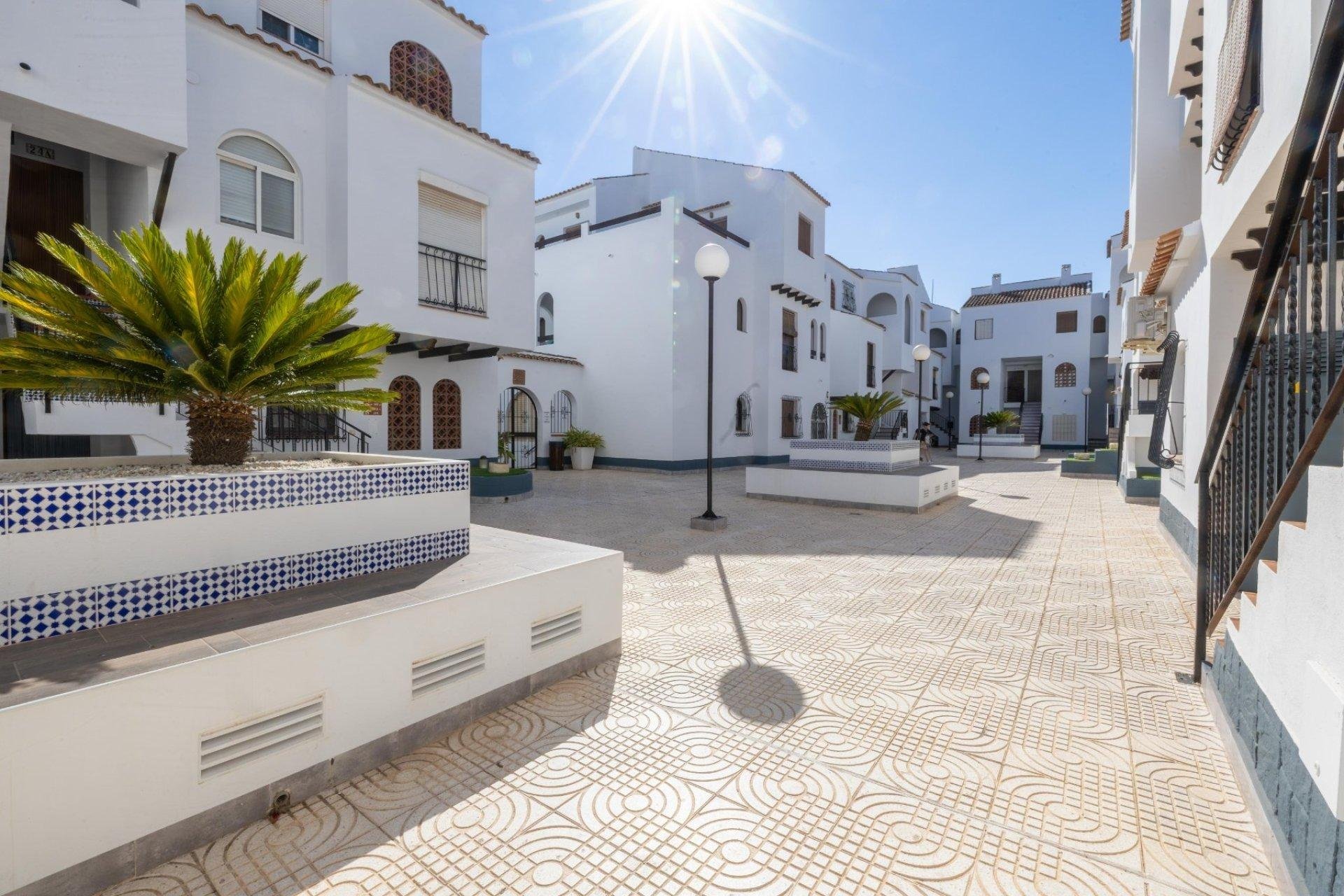 Wiederverkauf - Wohnung - Torrevieja - Acequion