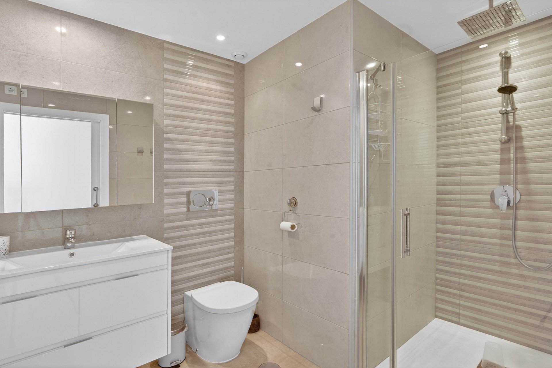 Wiederverkauf - Wohnung - Torrevieja - Aguas Nuevas