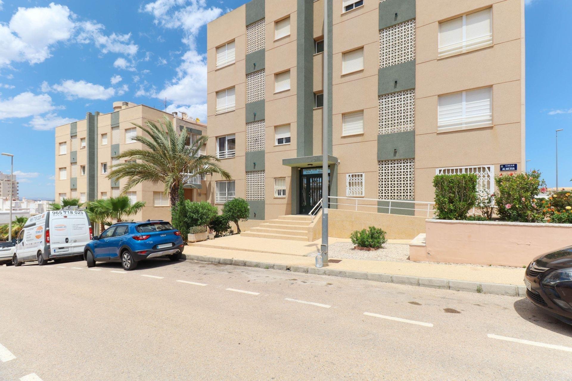 Wiederverkauf - Wohnung - Torrevieja - Cabo cervera