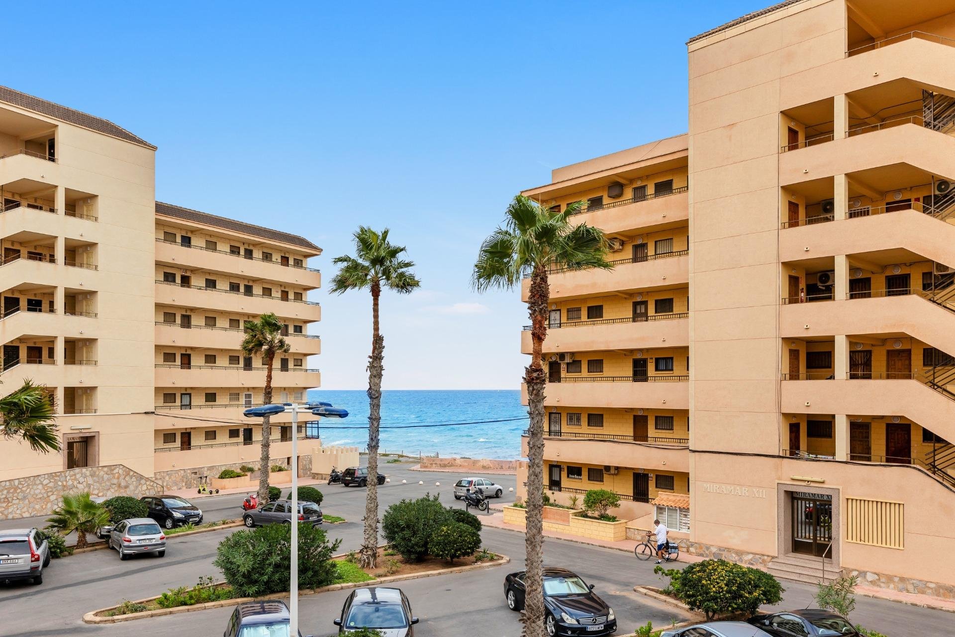 Wiederverkauf - Wohnung - Torrevieja - Cabo cervera