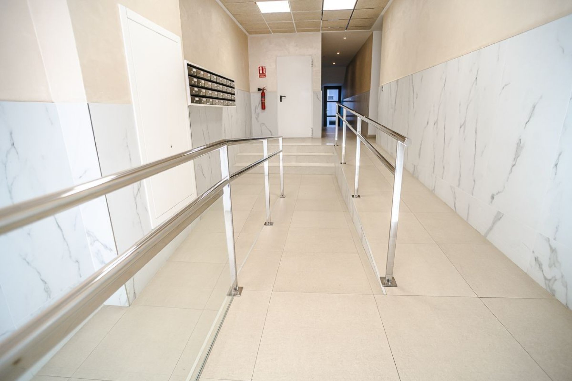 Wiederverkauf - Wohnung - Torrevieja - Calas Blancas