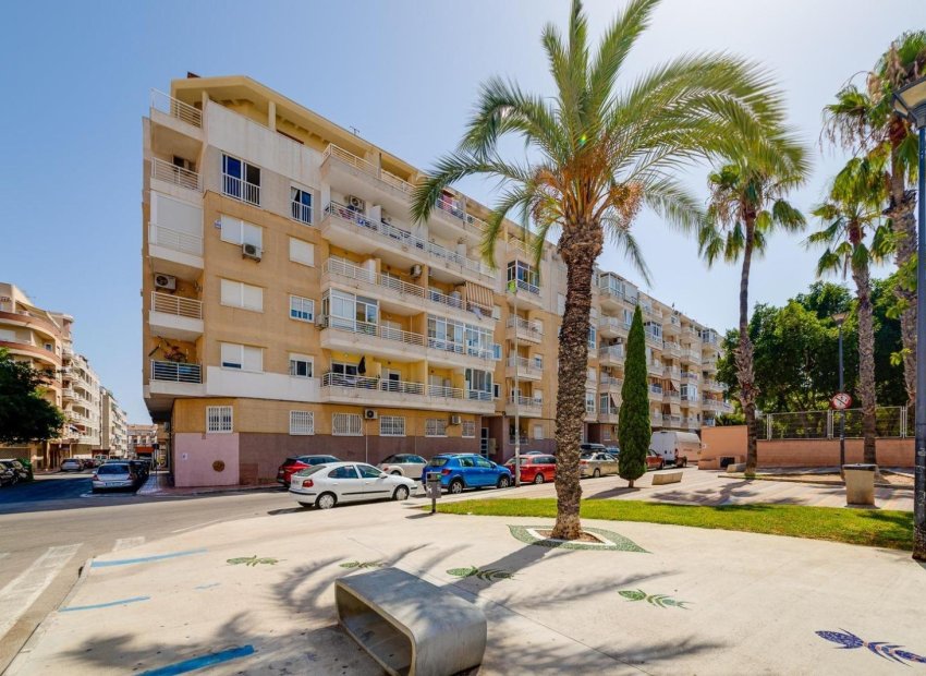 Wiederverkauf - Wohnung - Torrevieja - Center